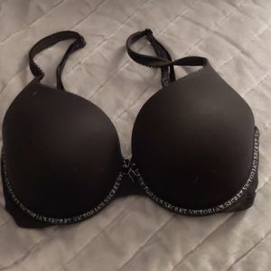 Demi bra with light push up and changeable straps
